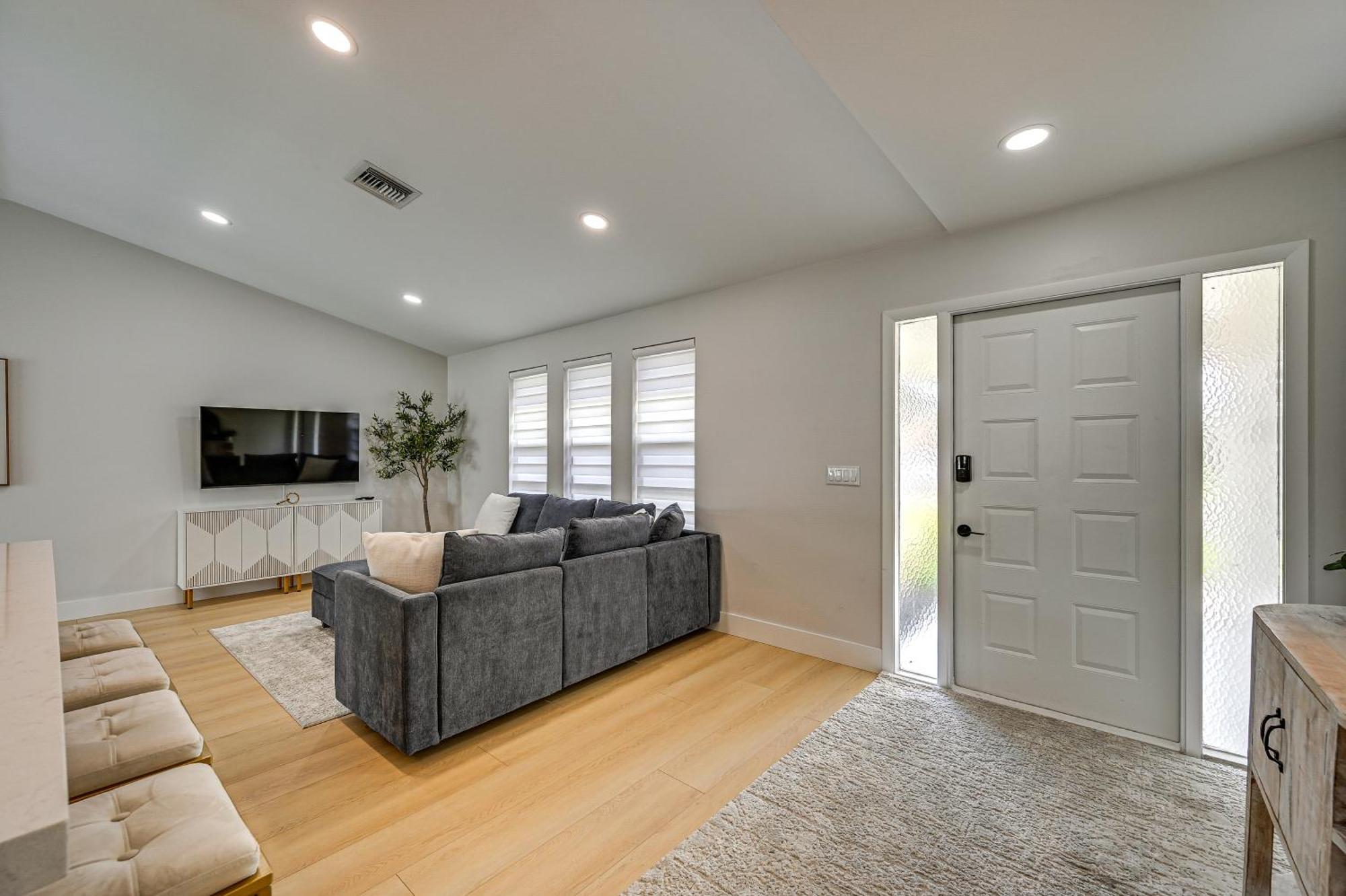 Chic With Pool And Hot Tub, 4 Mi To Beach! * Naples