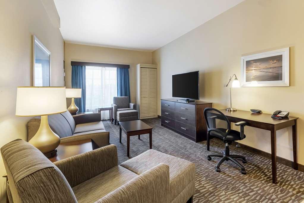 Western Naples Plaza Hotel