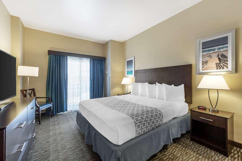 Western Naples Plaza Hotel Vineyards