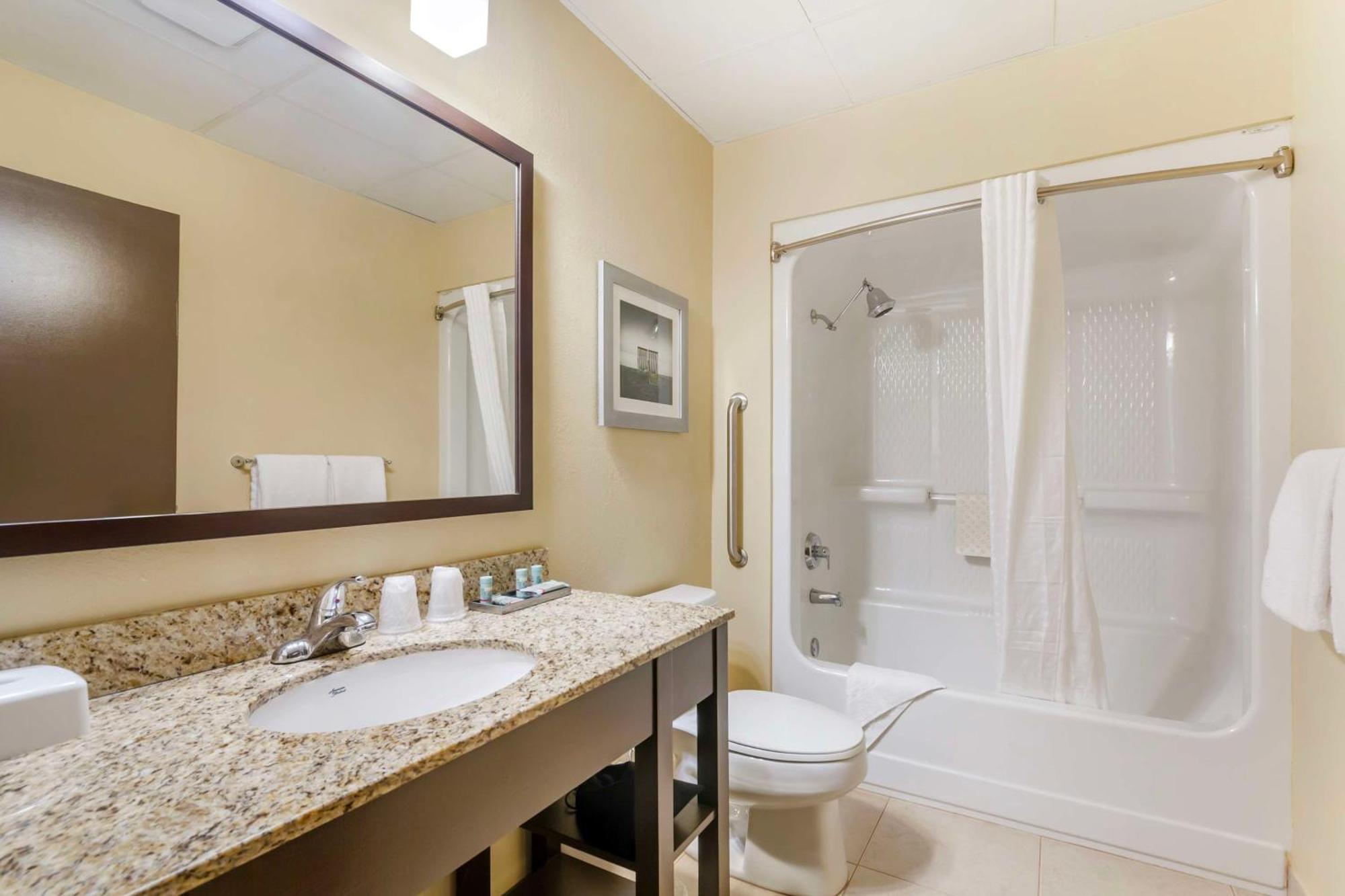 Western Naples Plaza Hotel