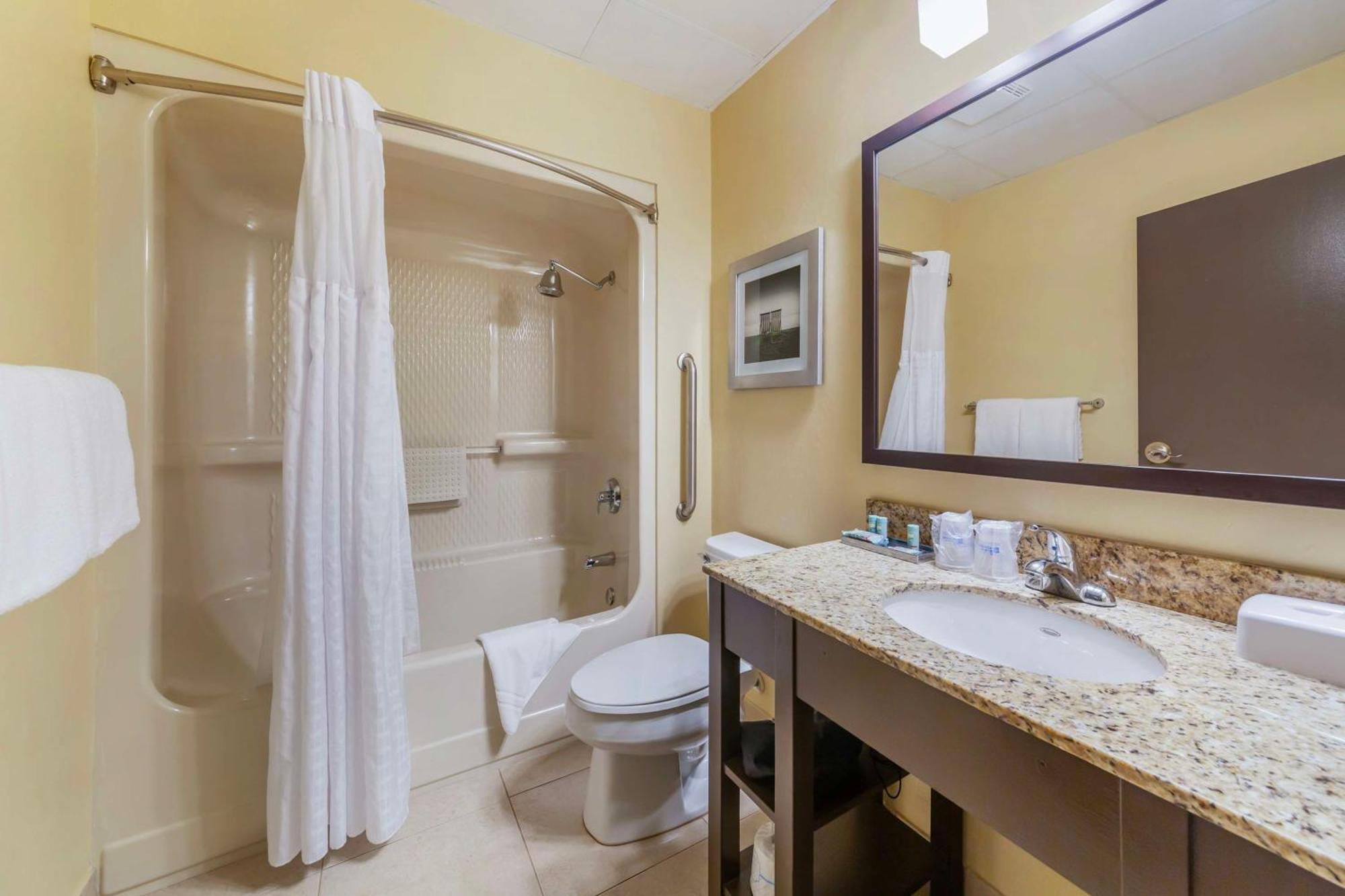 Western Naples Plaza Hotel