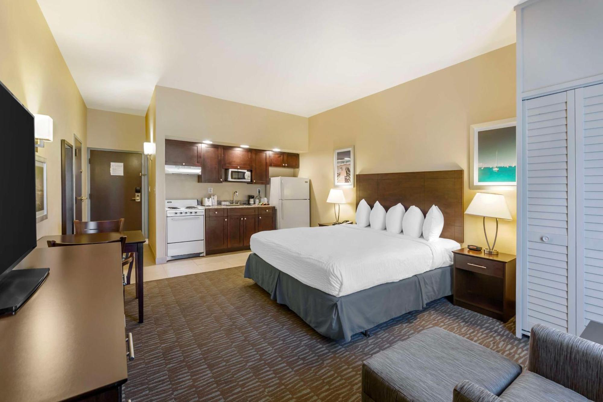 Hotel Western Naples Plaza 3*