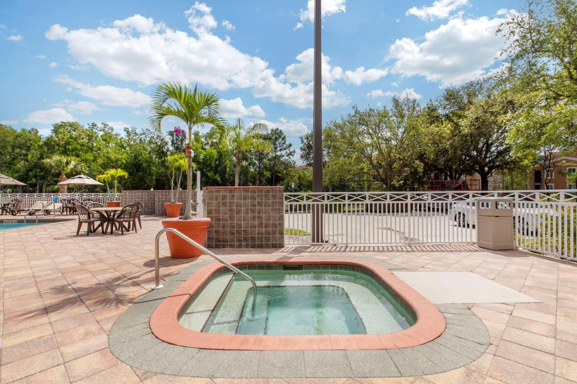 Hotel Western Naples Plaza Vineyards