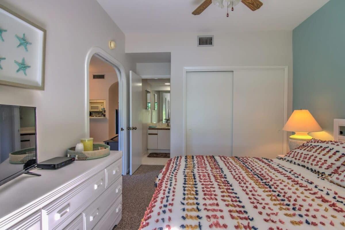 Holiday home Chic Getaway - Tennis Pool Comfort *
