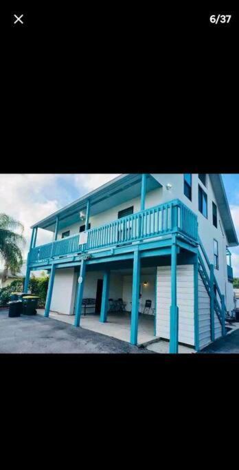 Apartment Getaway Half Mile From The With Fenced Yard *