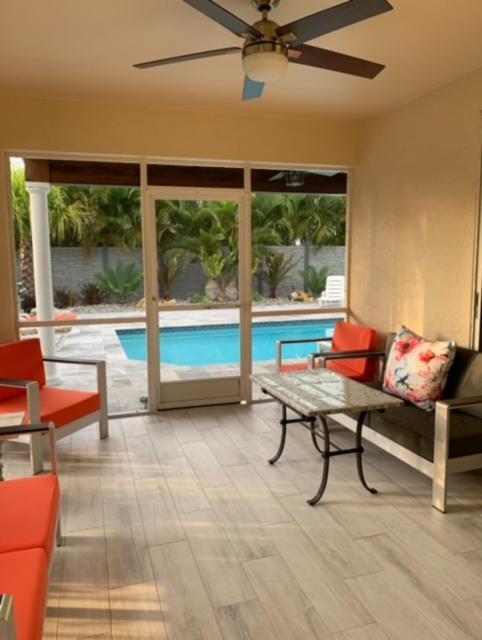 De Charme With Heated Salt Water Pool And Villa *