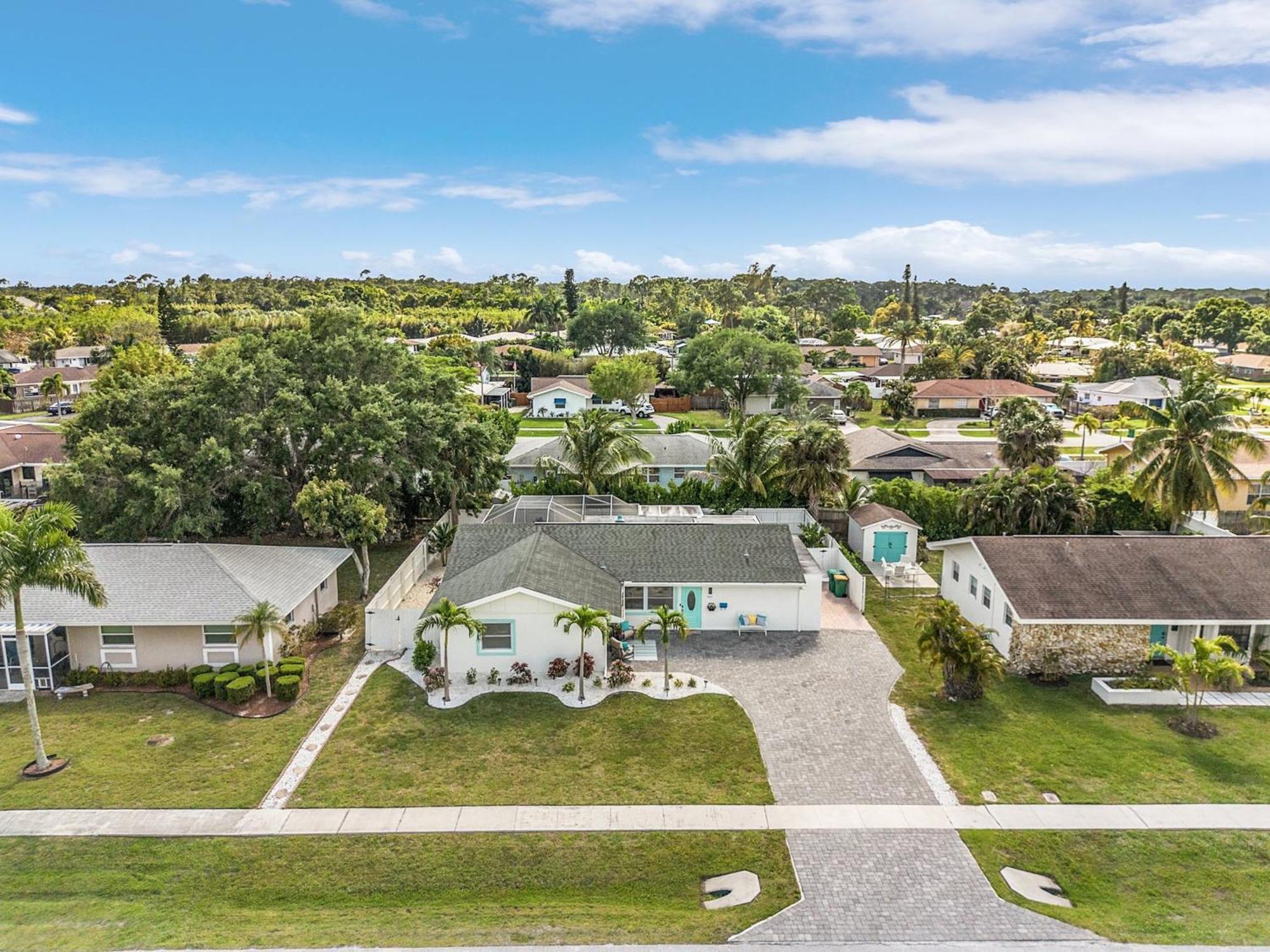 4 Bdr Pool Tropical Oasis Naples