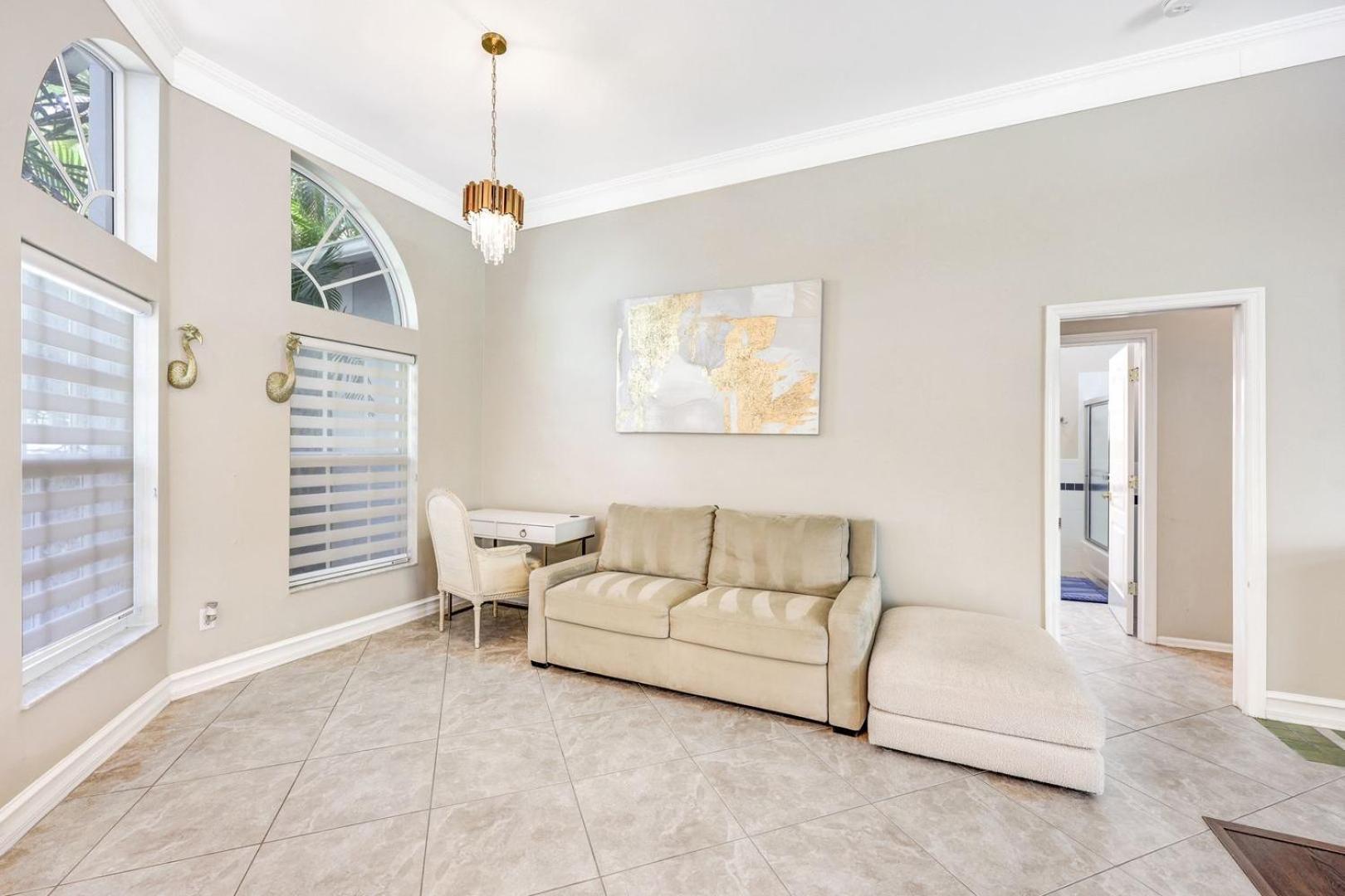 Lux Family 3 Bedroom With Pool Walk To And Mercato Holiday home