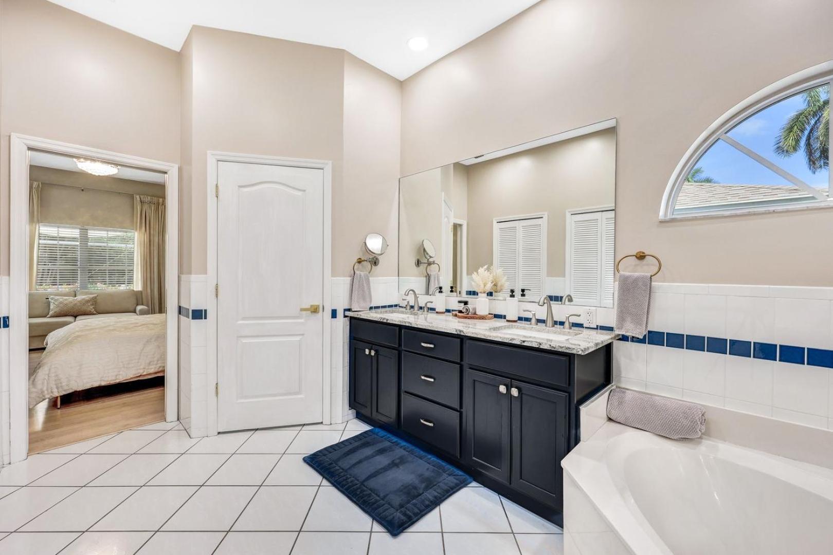 Lux Family 3 Bedroom With Pool Walk To And Mercato * Naples