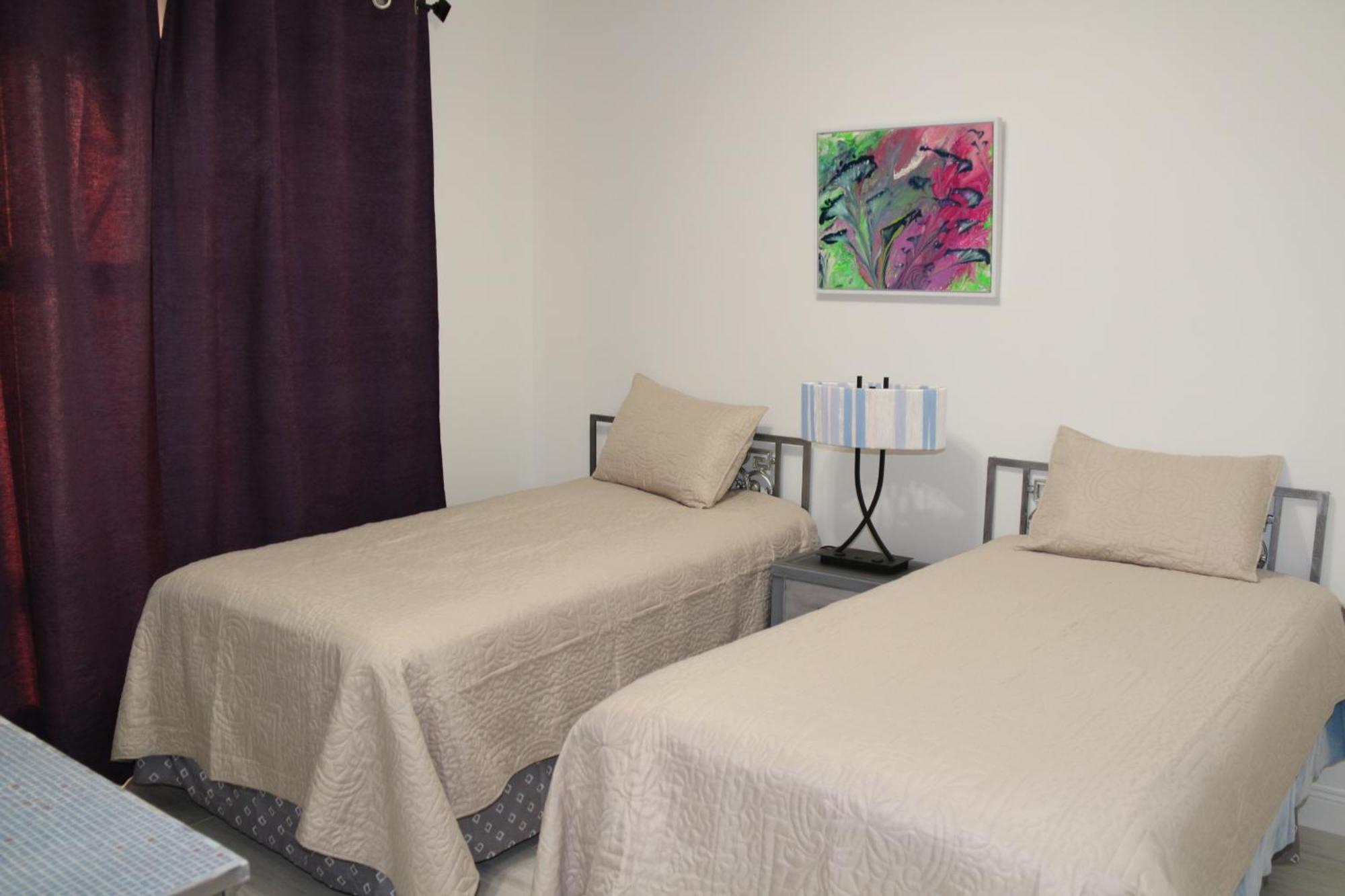 De Charme With Heated Salt Water Pool And Villa Naples