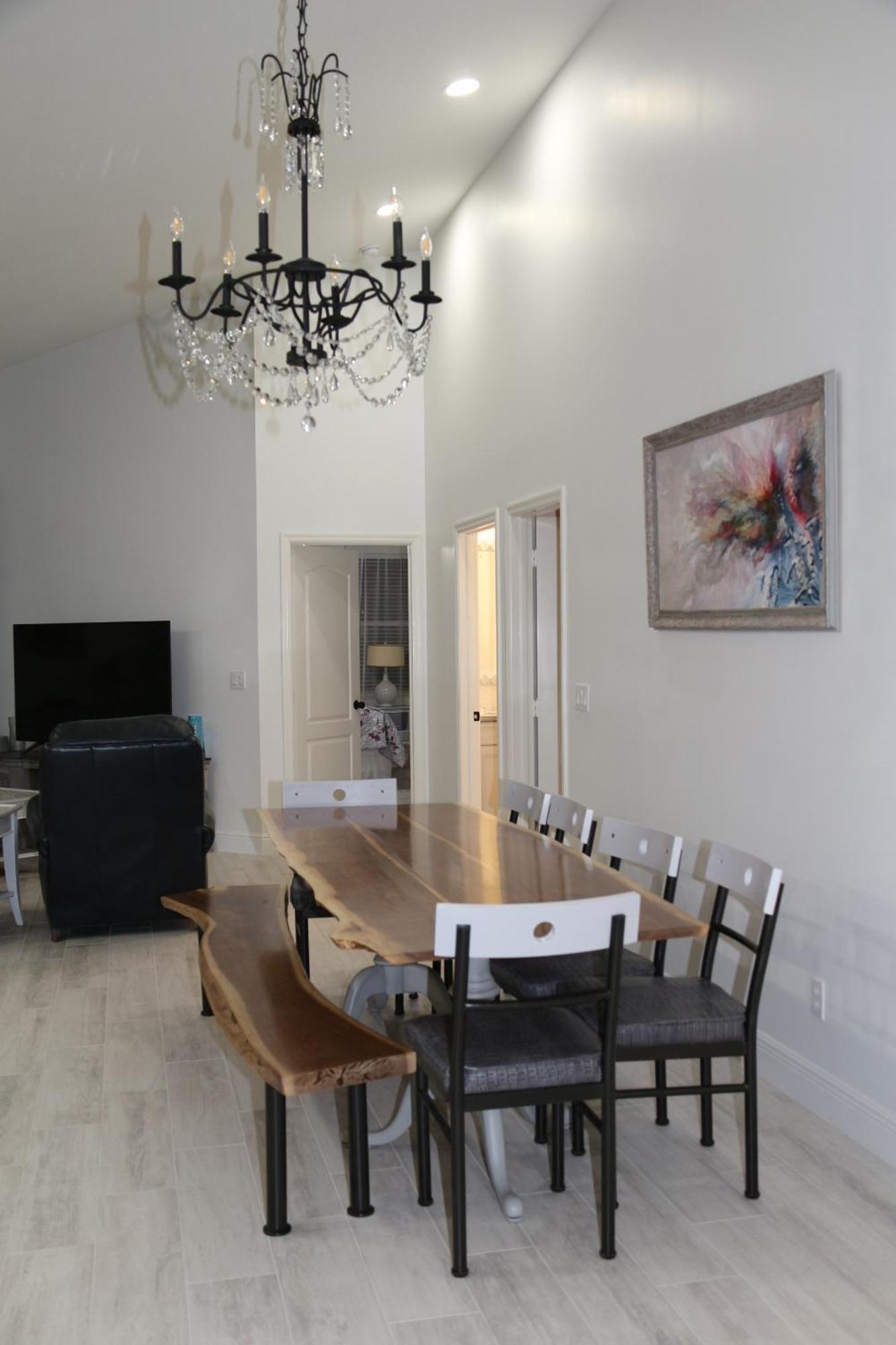 Villa De Charme With Heated Salt Water Pool And