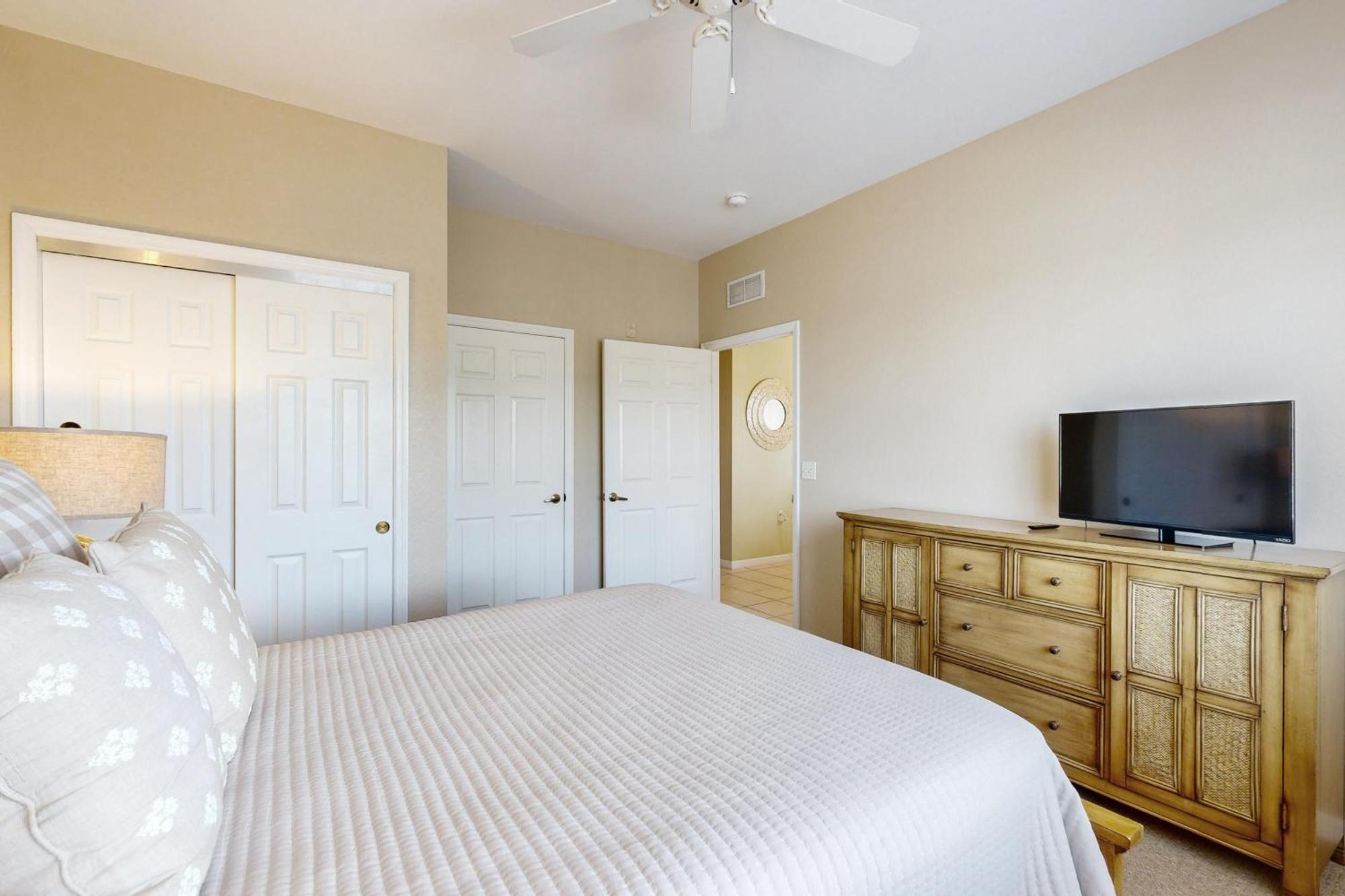 Greenlink 421 Apartment *