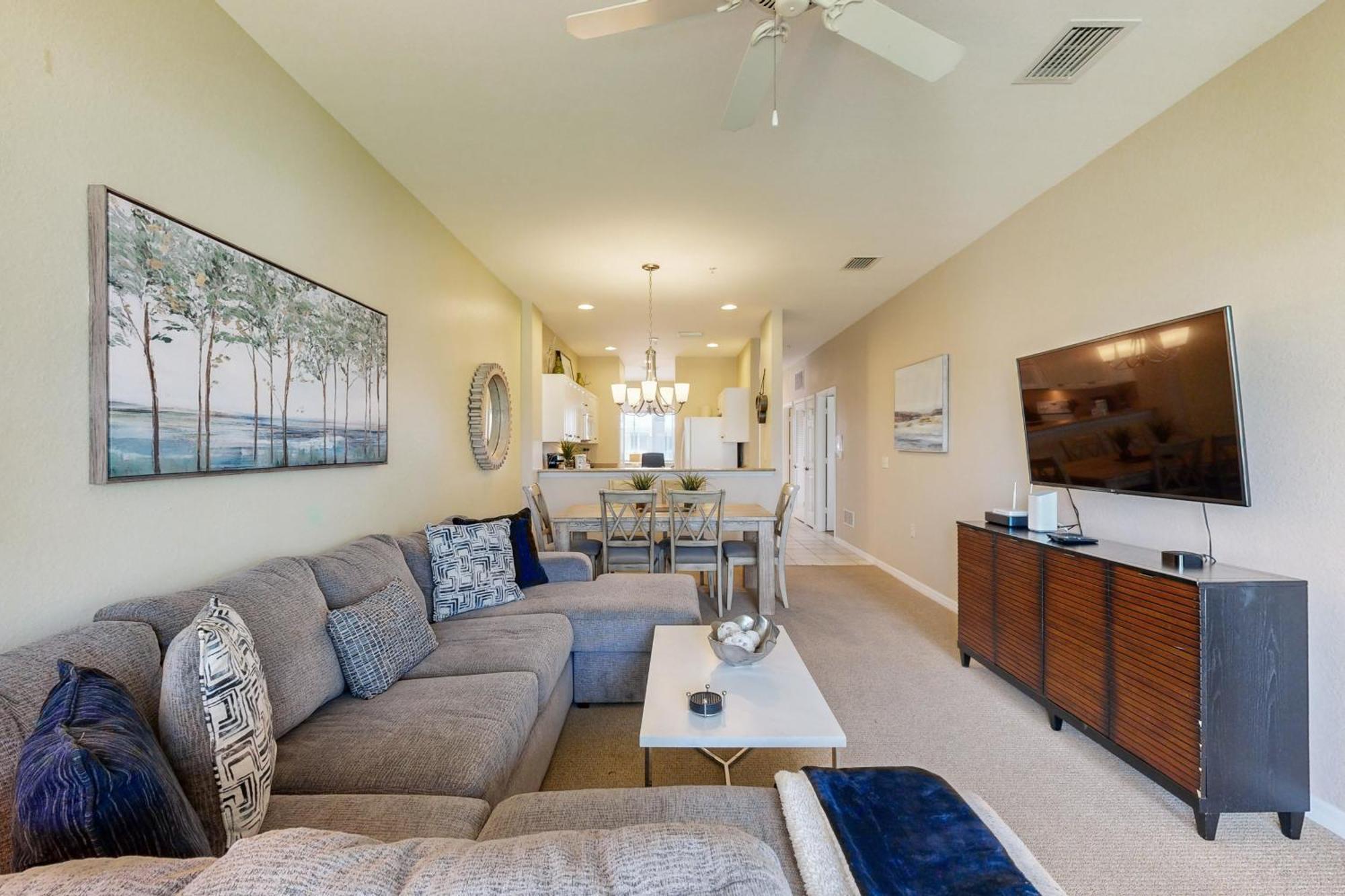 Greenlink 421 Apartment