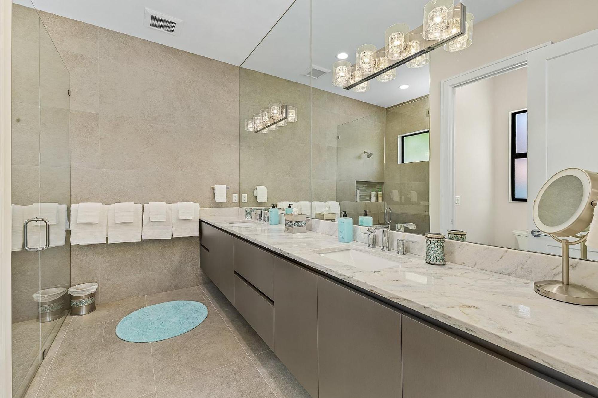 Del Mare At The W 4 En-suites Holiday home *