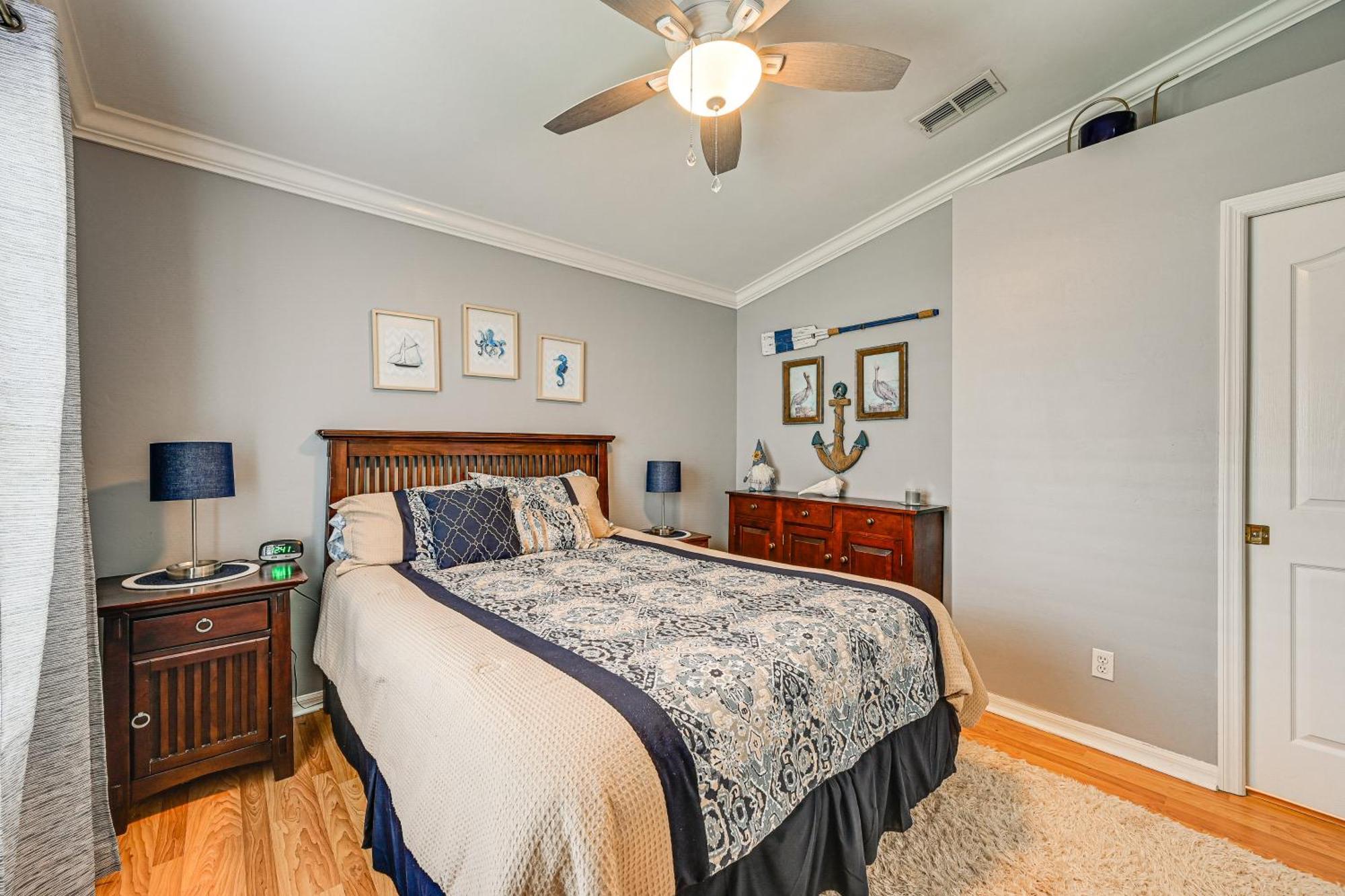 Charming Getaway With Pool Less Than 5 Mi To 5th Ave! *