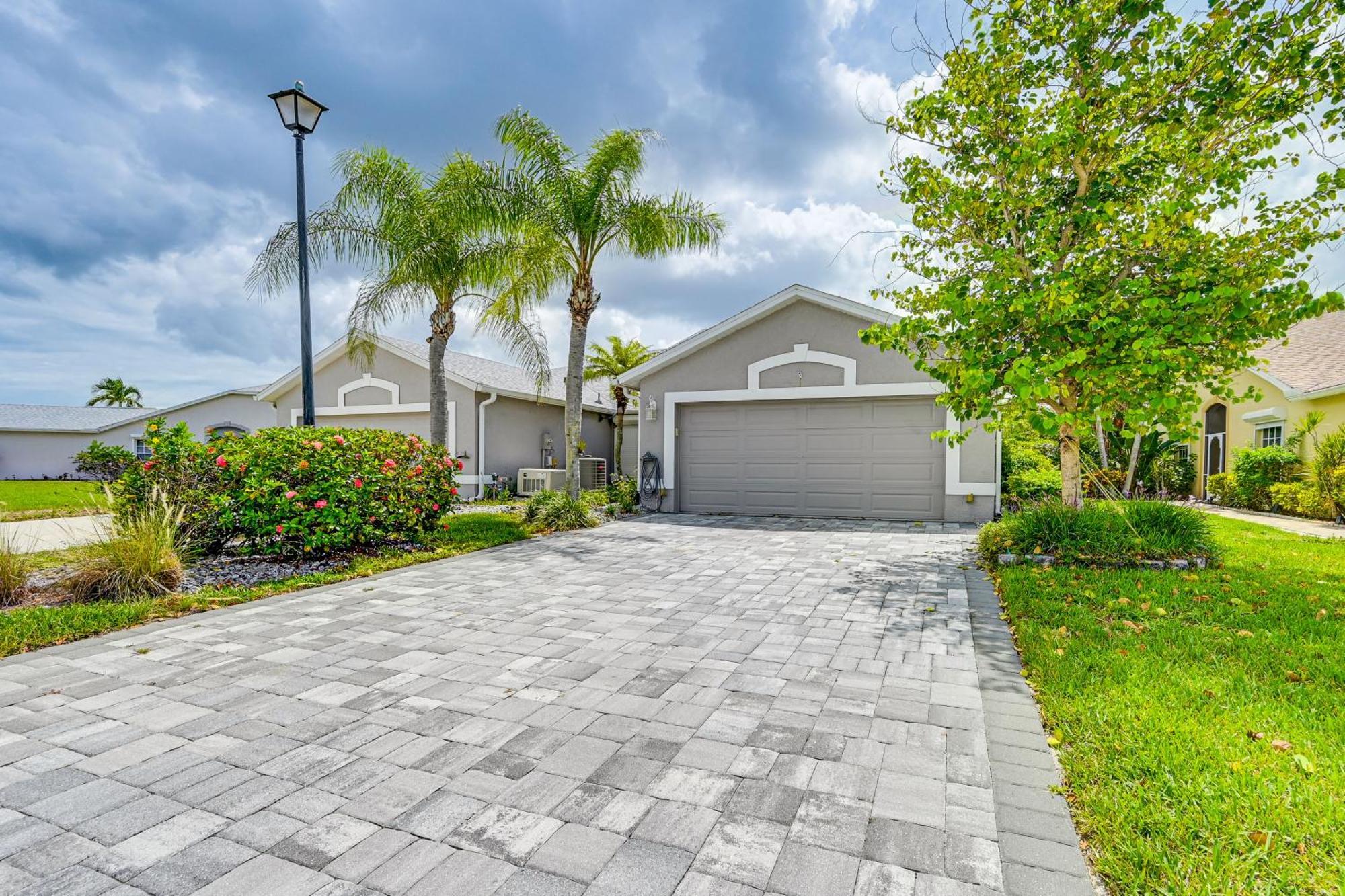 Holiday home Charming Getaway With Pool Less Than 5 Mi To 5th Ave!