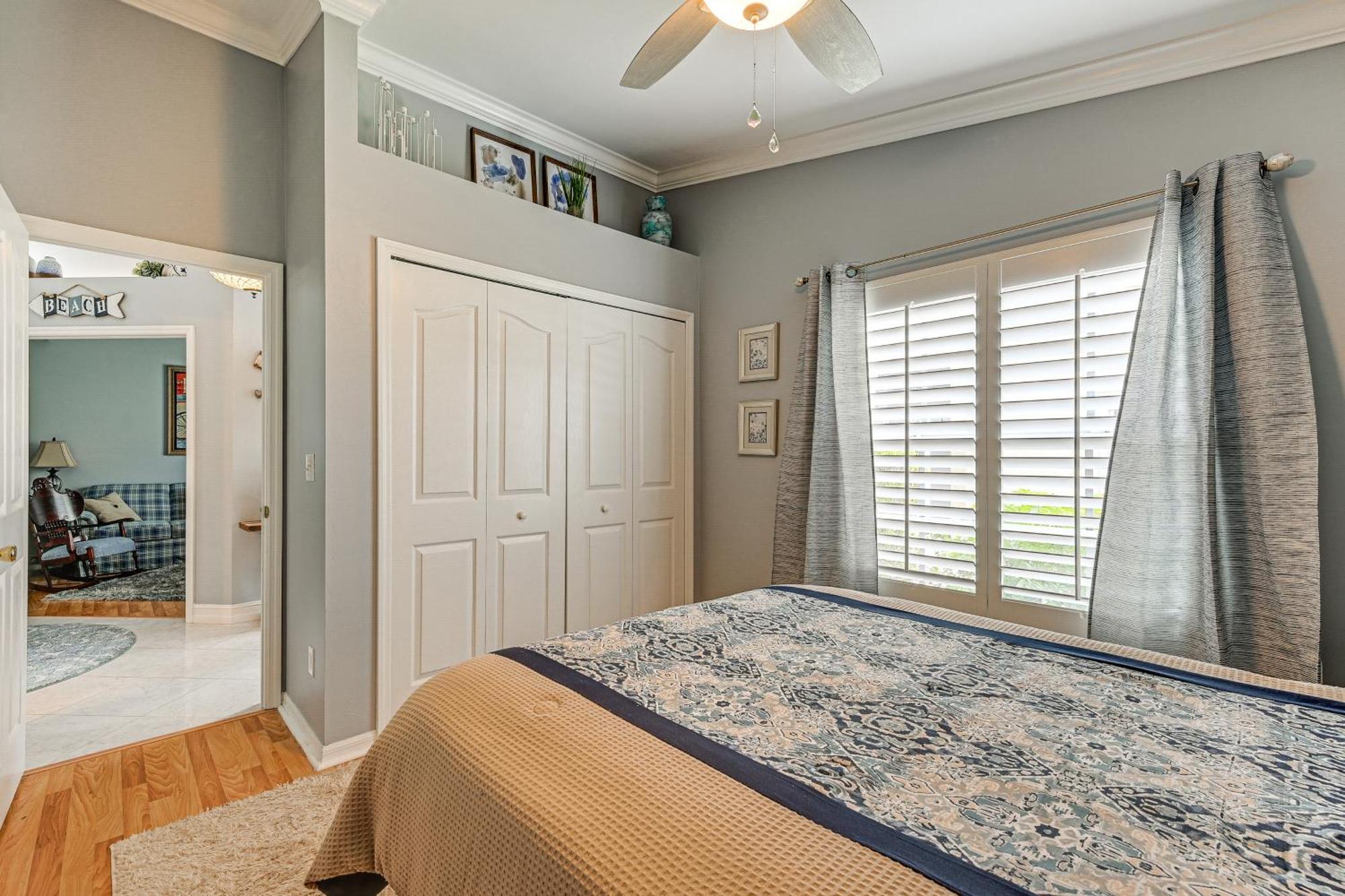 Charming Getaway With Pool Less Than 5 Mi To 5th Ave!
