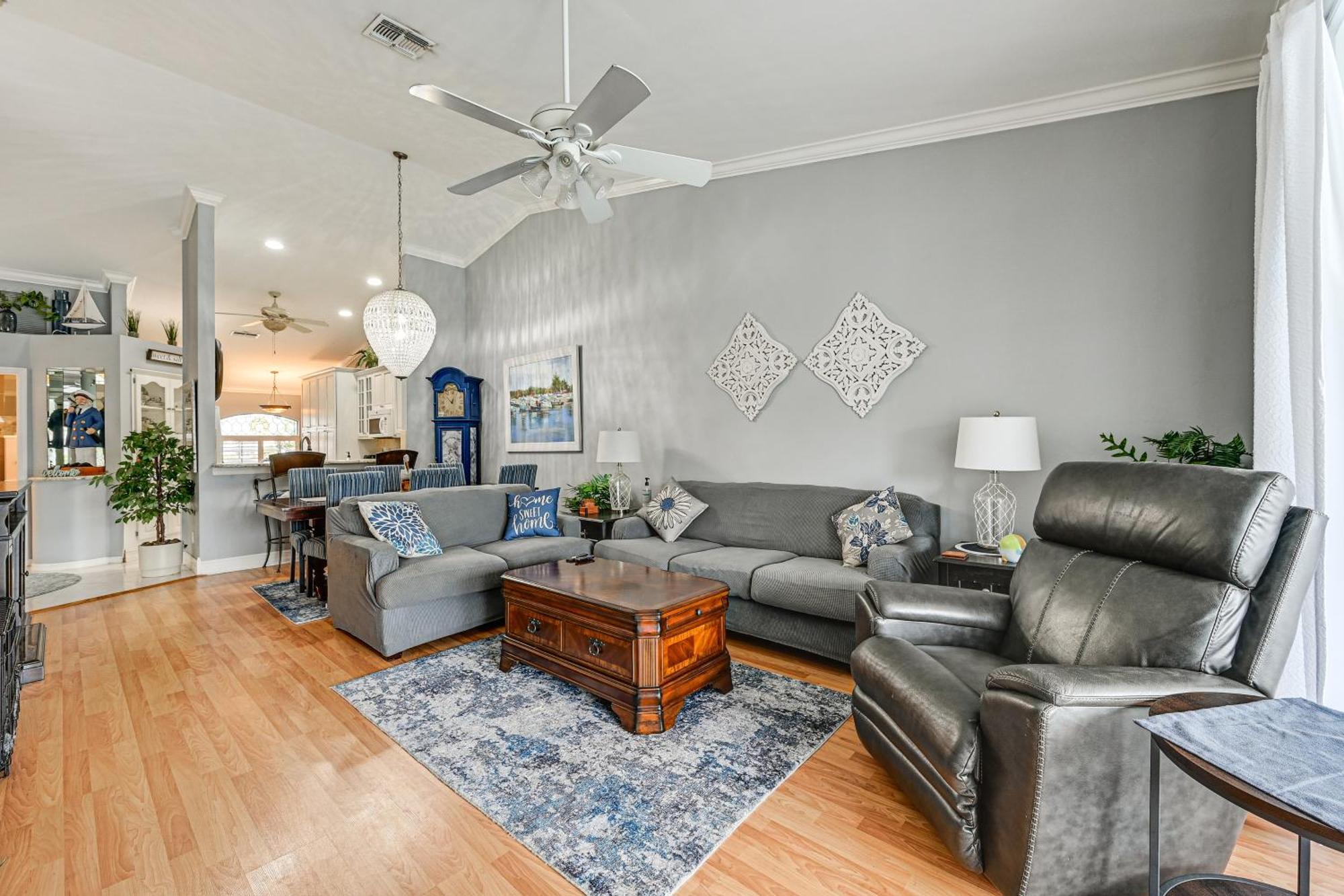 Charming Getaway With Pool Less Than 5 Mi To 5th Ave! * Naples