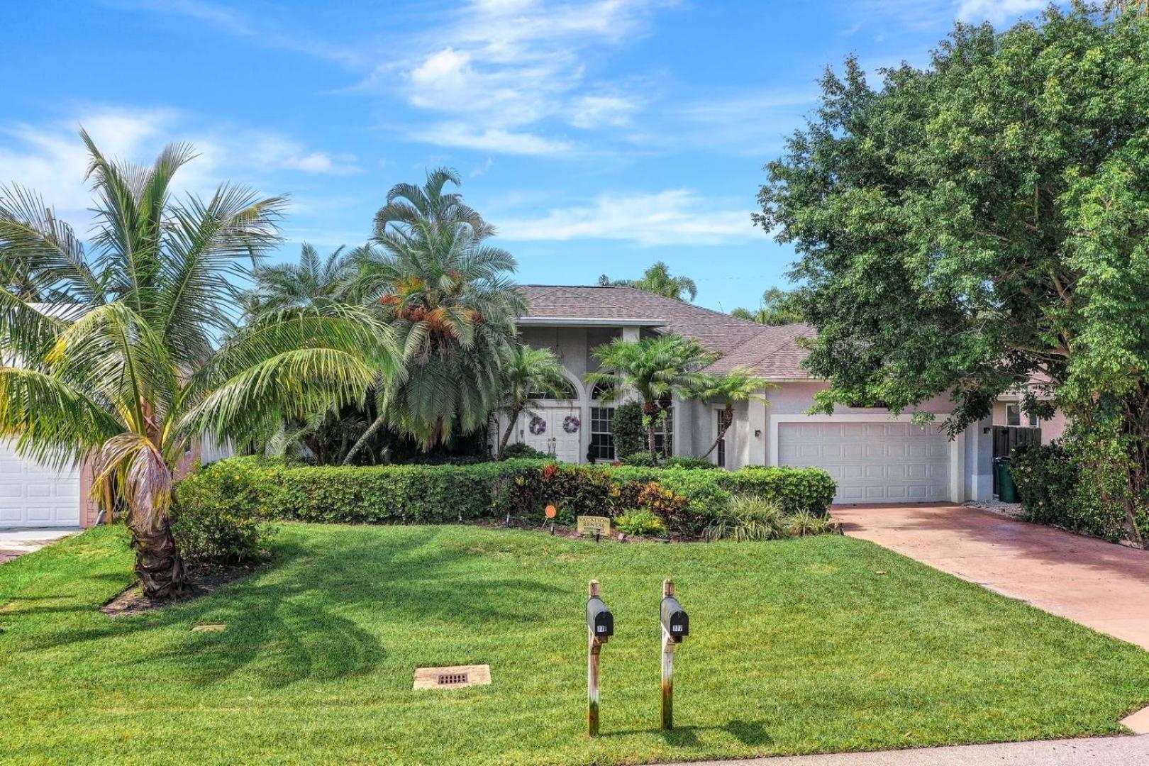 Lux Family 3 Bedroom With Pool Walk To And Mercato Holiday home Naples