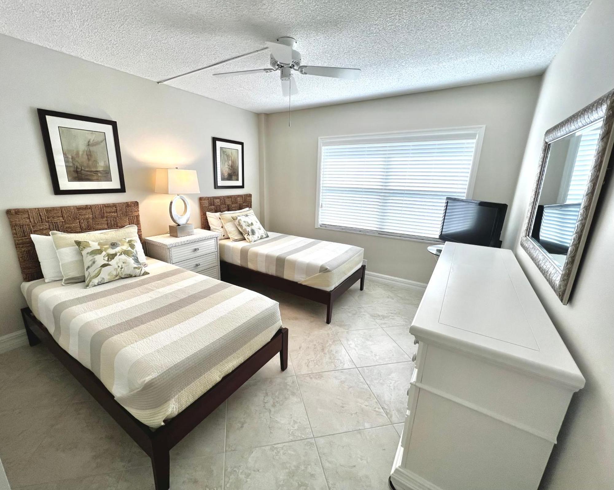 Closest To Access Apartment Naples