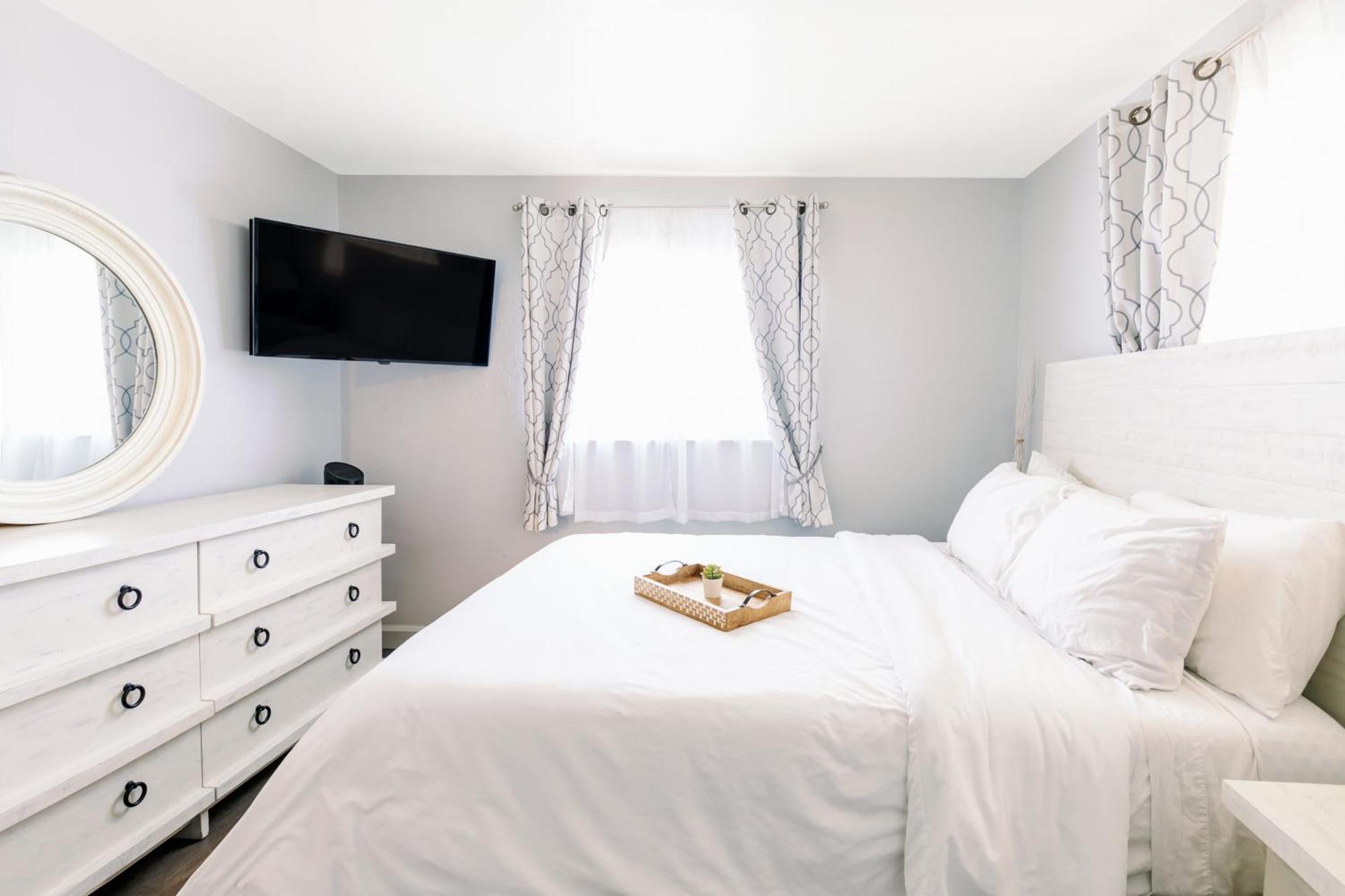Holiday home Coastal With Mini Golf, Private &spa