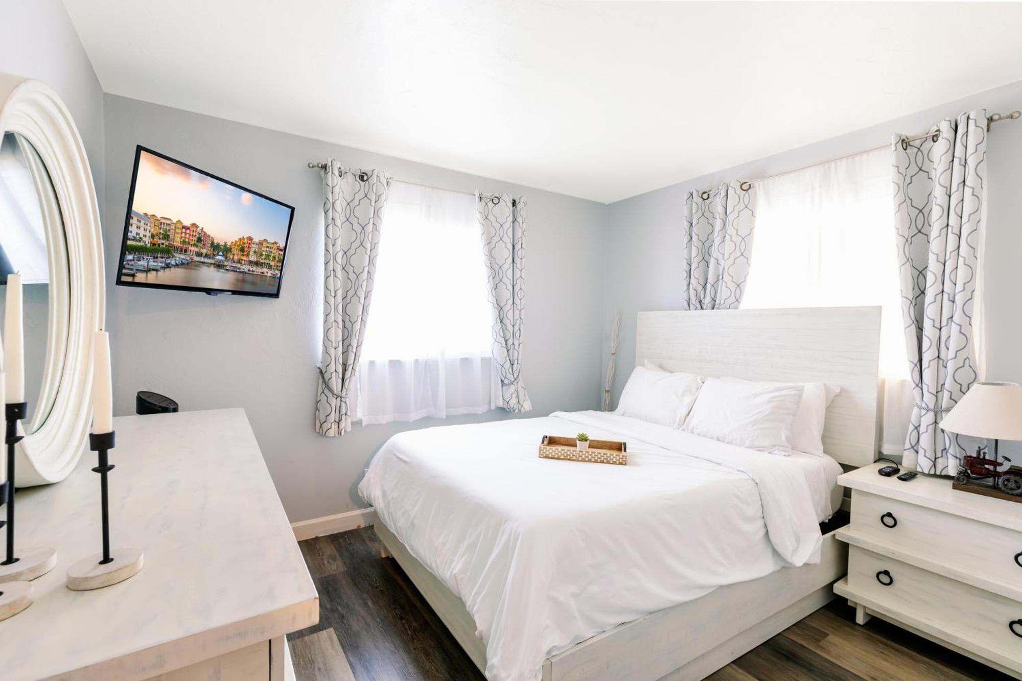 Coastal With Mini Golf, Private &spa *