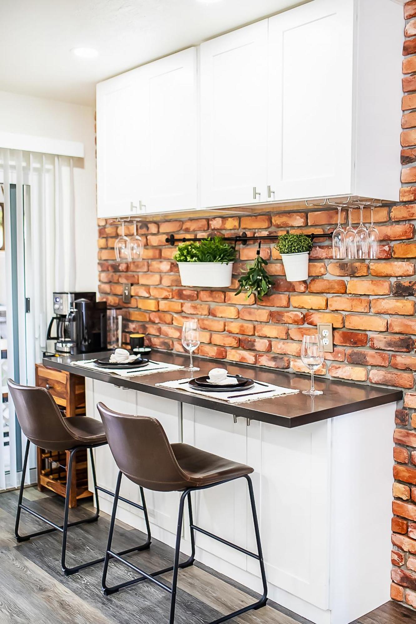 Brick Enclave With Mini Golf & Spa, 5mins To Holiday home *
