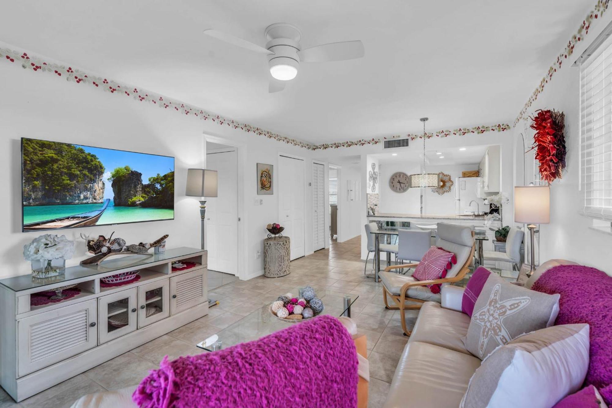4th Floor -end Unit - Views Holiday home Naples