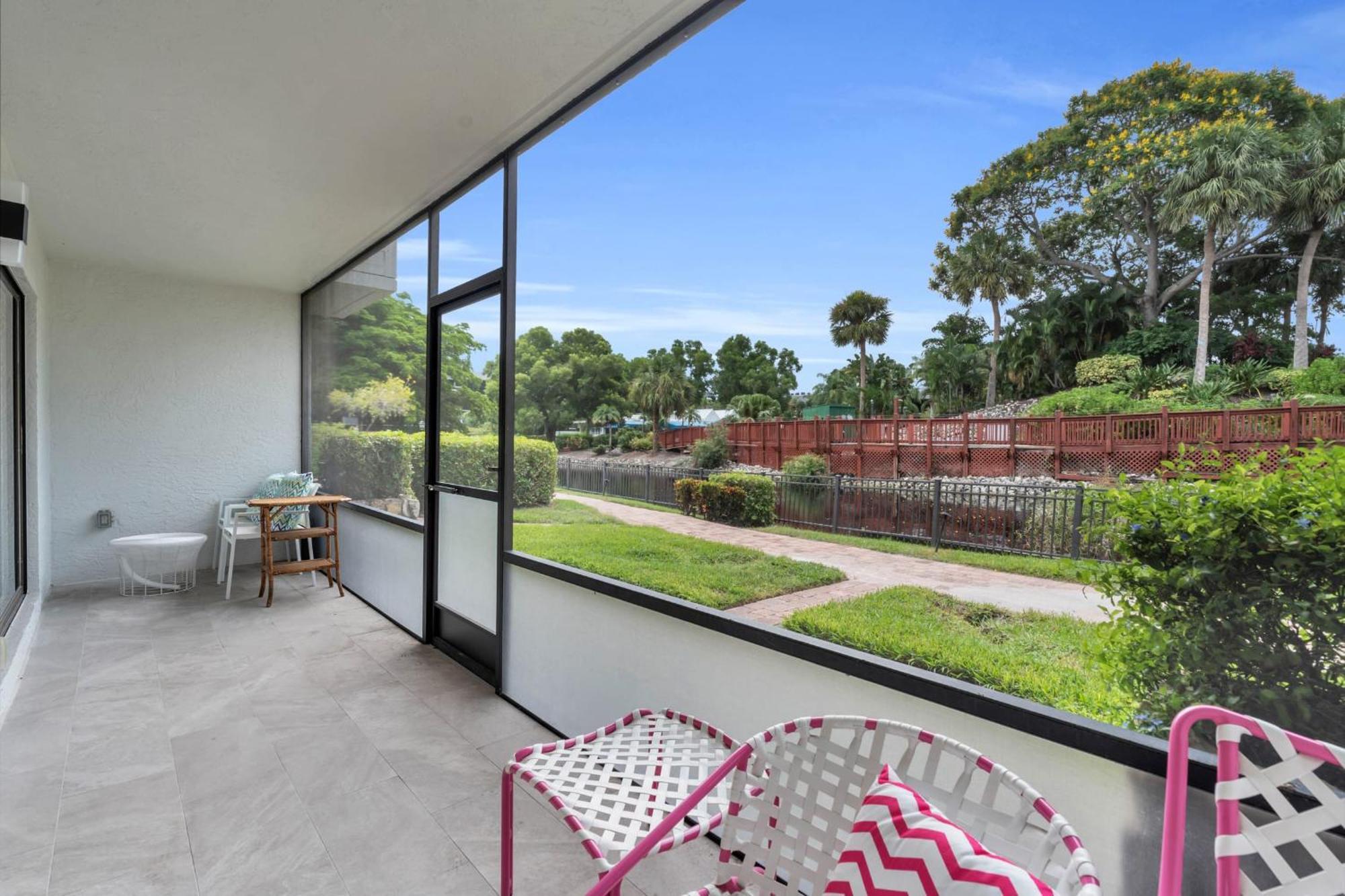 Holiday home Completely Renovated First Floor