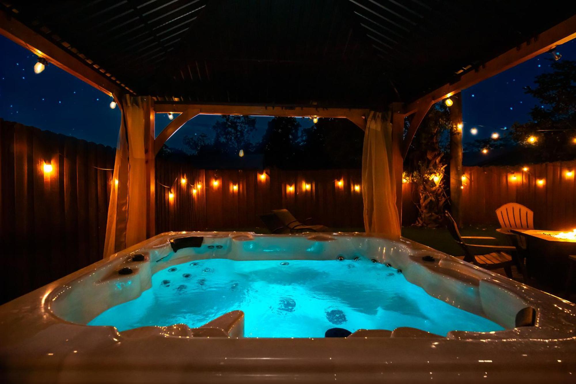 Holiday home Brick Enclave With Mini Golf & Spa, 5mins To Naples