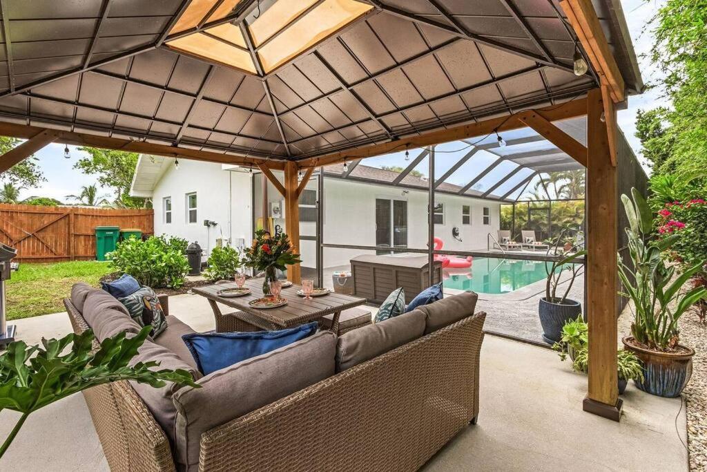 Holiday home Naples-resort Style Pool