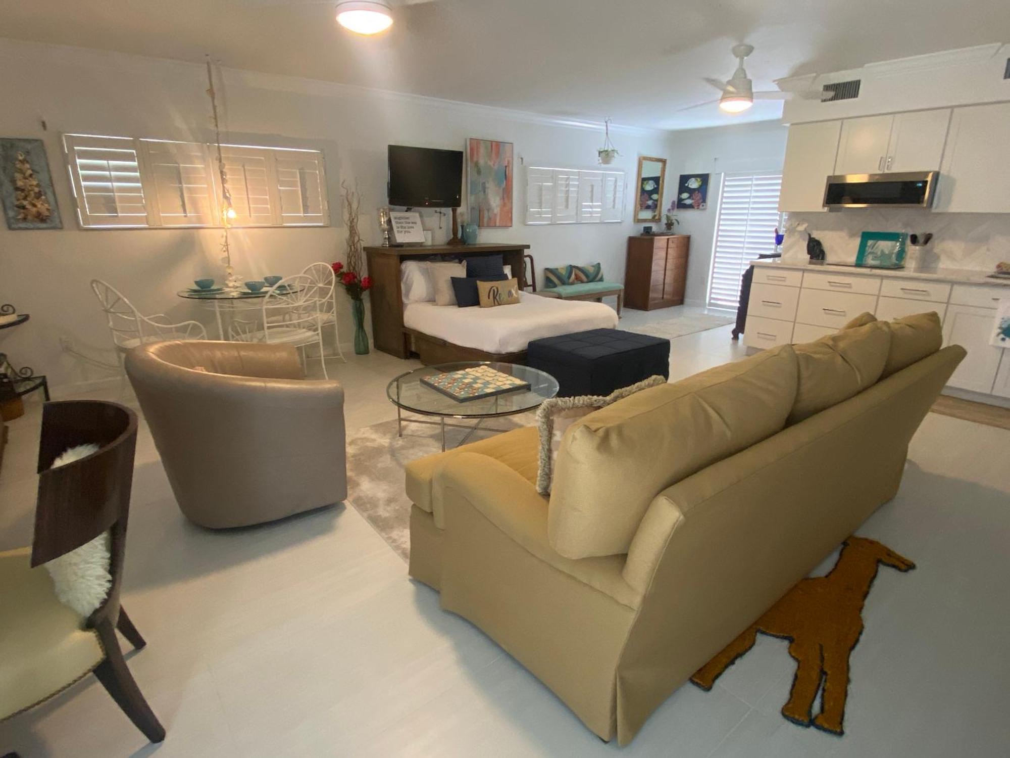 Closest To Vanderbilt Beach, New Remodel, Well Appointed, Bbq, Yard, Very Private Many Extras! *