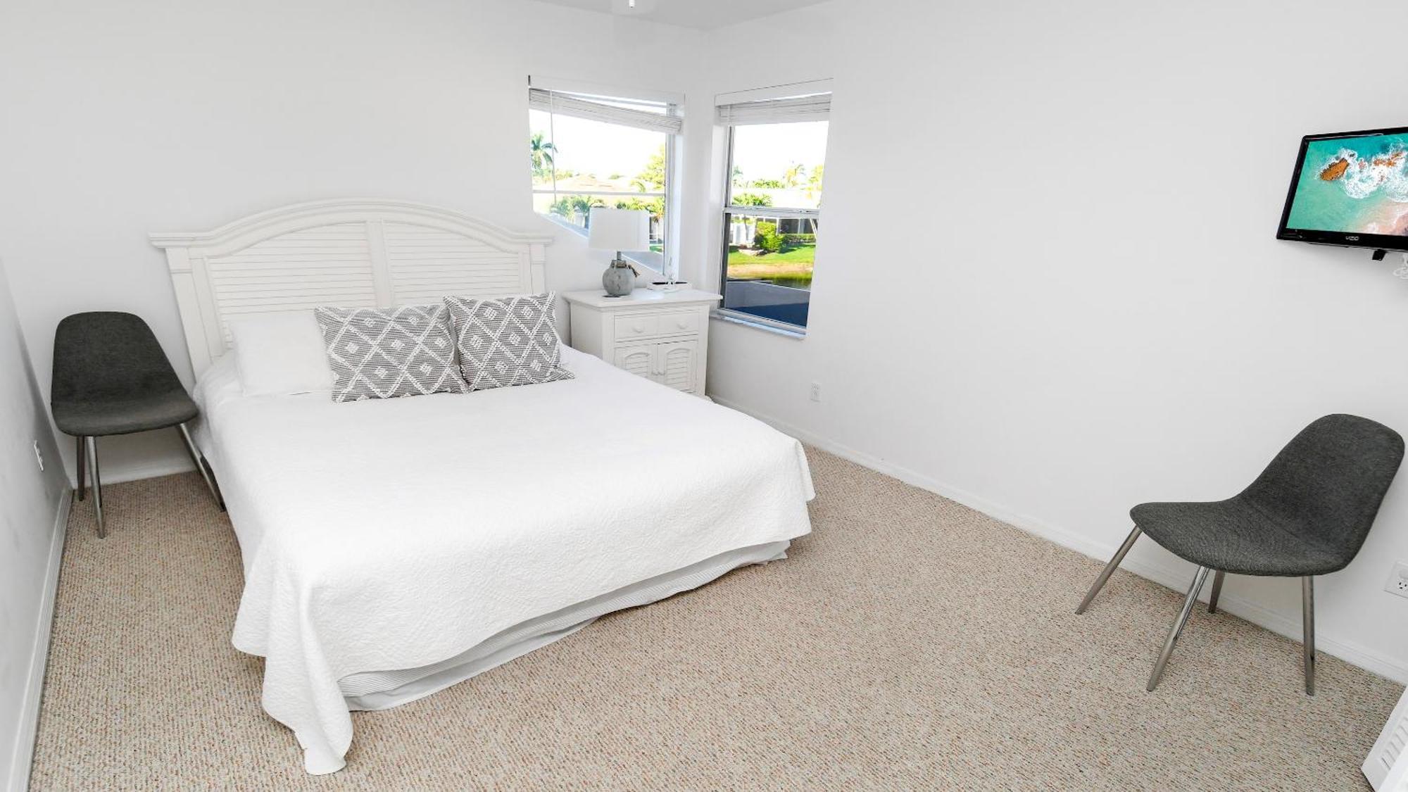 Altaira - Location View Pool Spa4 Bed