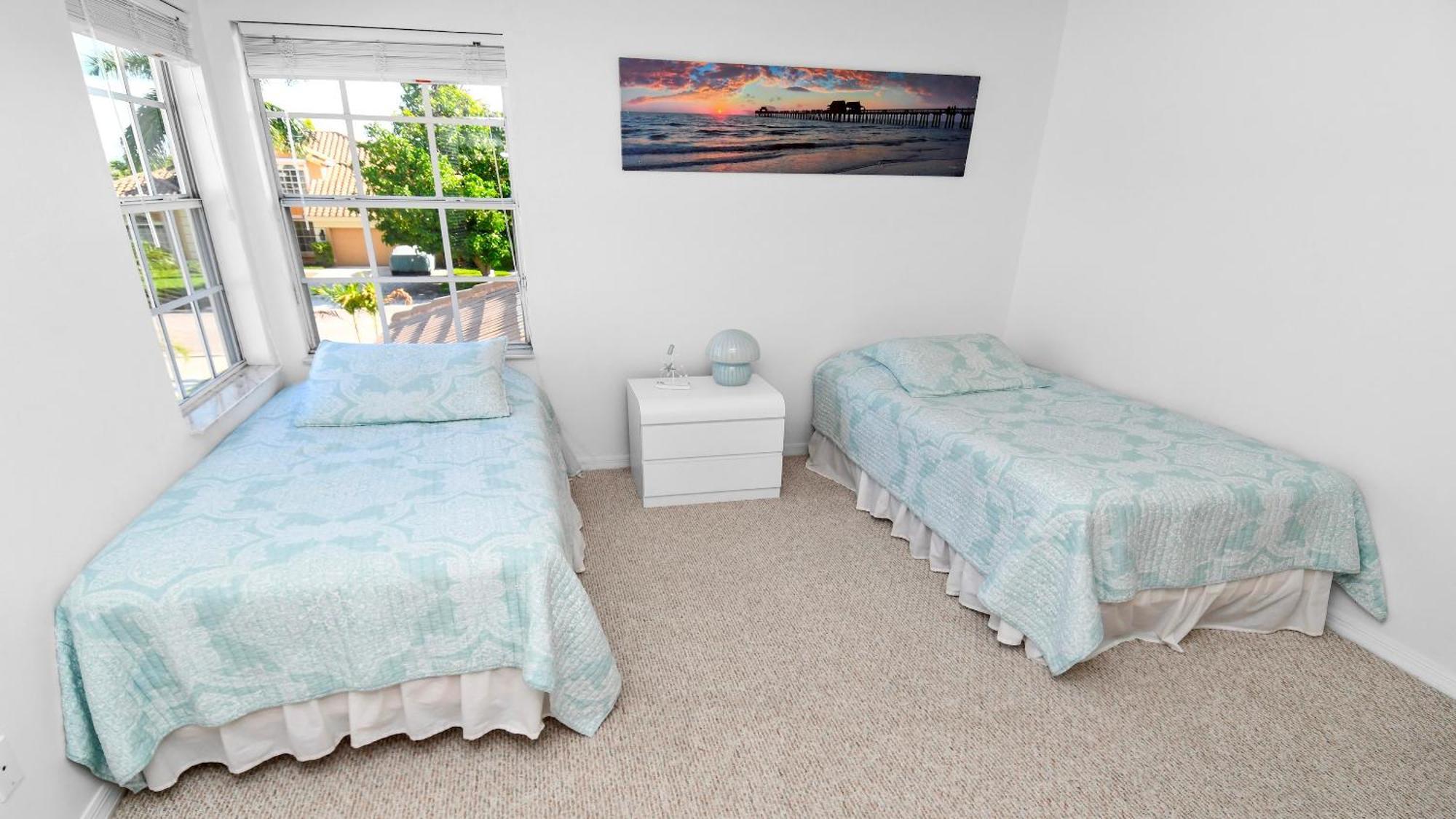 Altaira - Location View Pool Spa4 Bed *