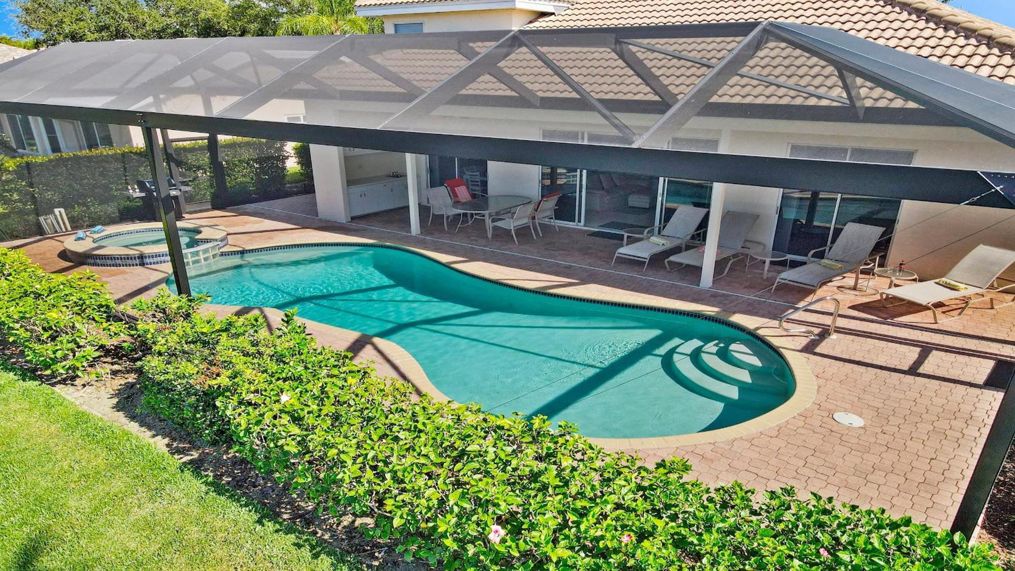 Villa Altaira - Location View Pool Spa4 Bed
