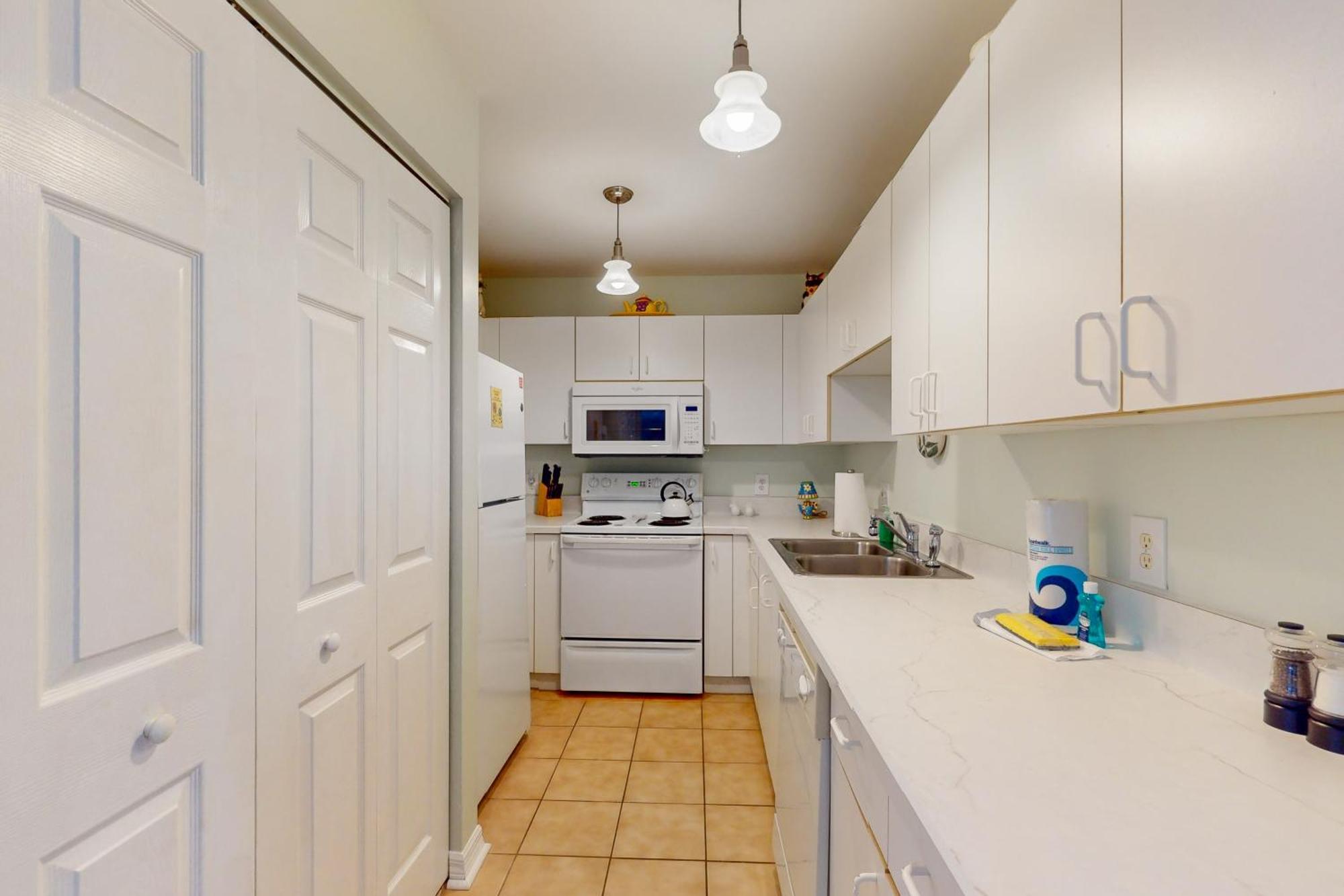 Lazy Pelican Apartment *