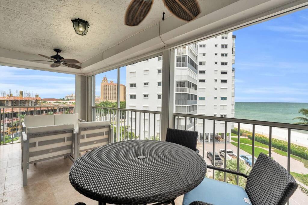 Beachfront Luxury Living On Vanderbilt Apartment