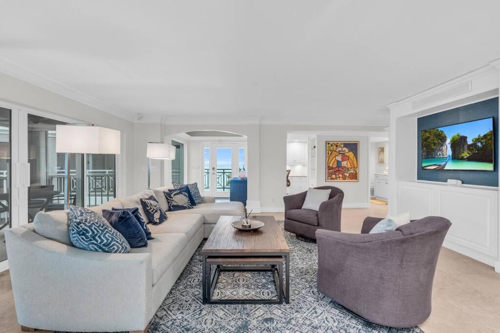 Beachfront Luxury Living On Vanderbilt *