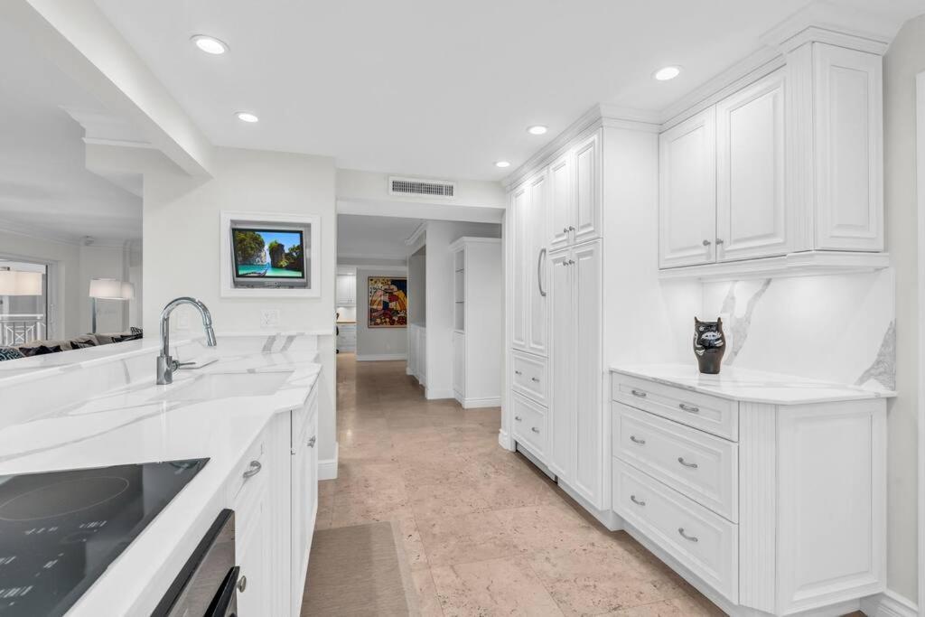 Beachfront Luxury Living On Vanderbilt Apartment Naples