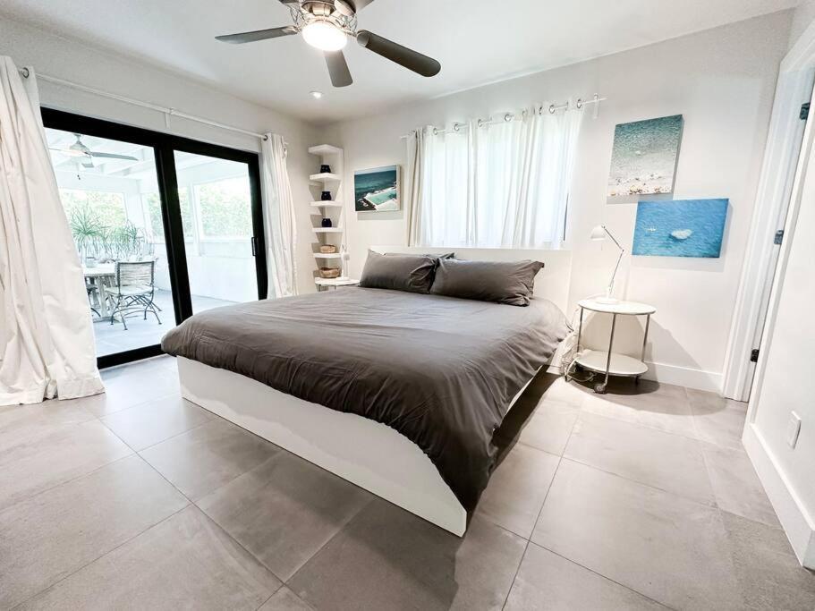 Scandi Modern Naples