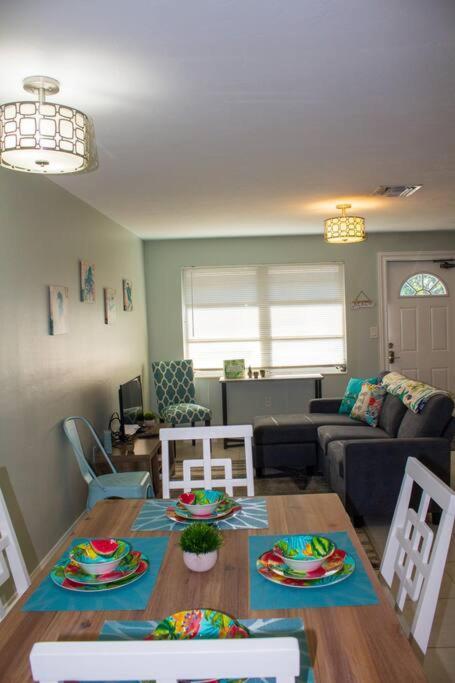 697 Near Beach, Fenced Doggie Area, Cozy Home, Large Driveway *