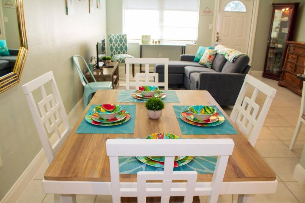 697 Near Beach, Fenced Doggie Area, Cozy Home, Large Driveway *
