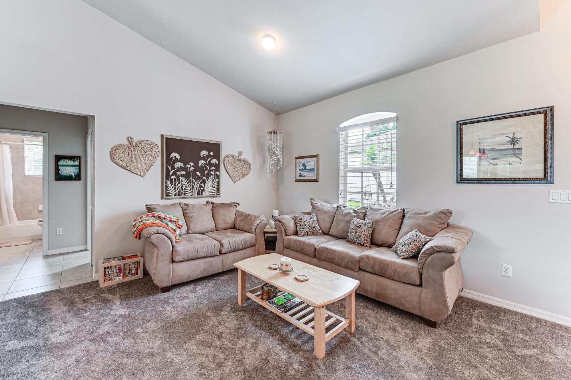 Fire Table And Gym Secluded Holiday home Naples