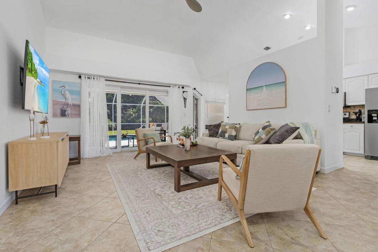 Holiday home Serene Pool In Gated Community-naples