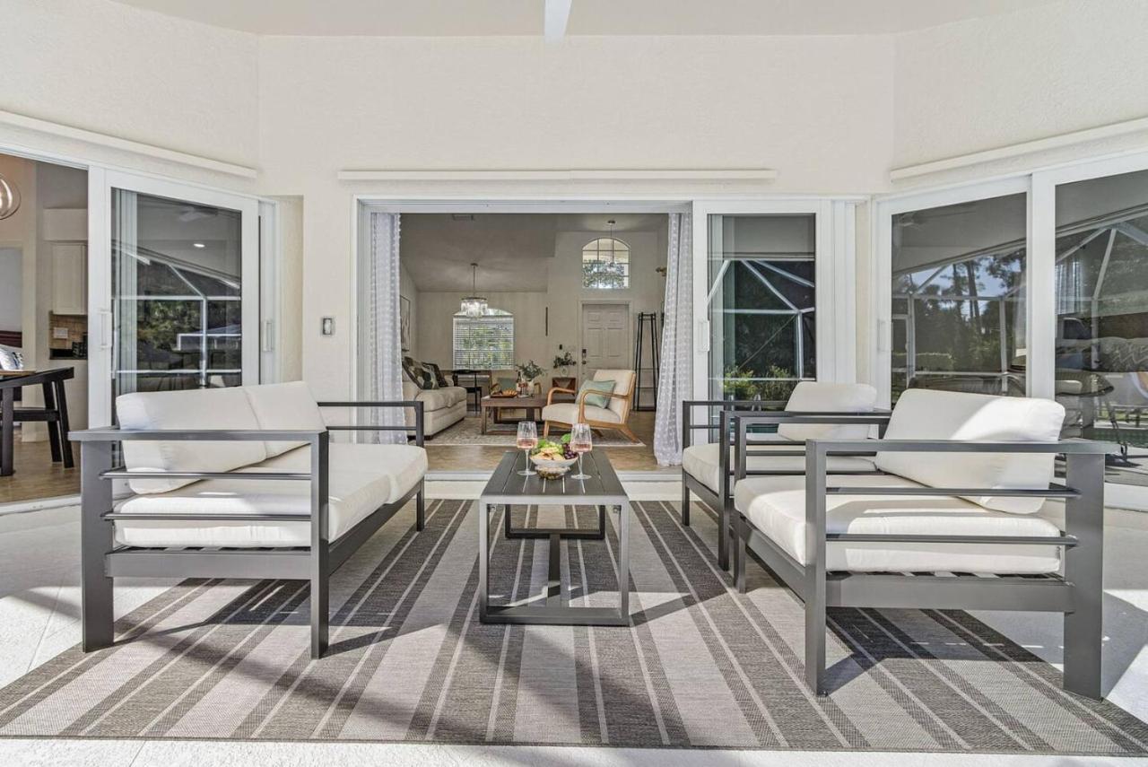 Serene Pool In Gated Community-naples *