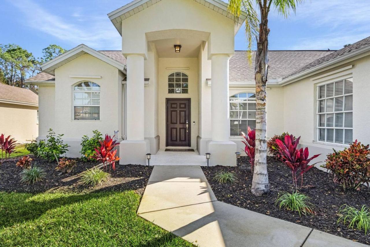 Serene Pool In Gated Community-naples *