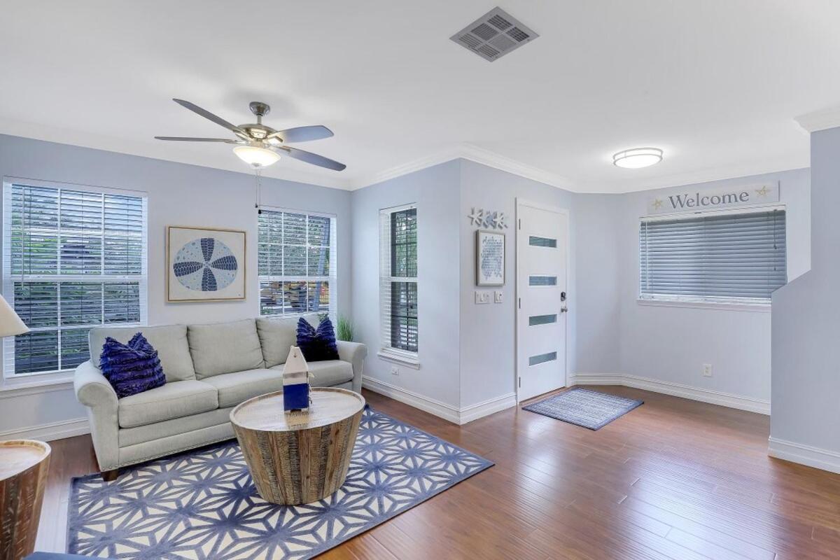 Bike To Beach, Heated Pool, Sleeps 12 Naples