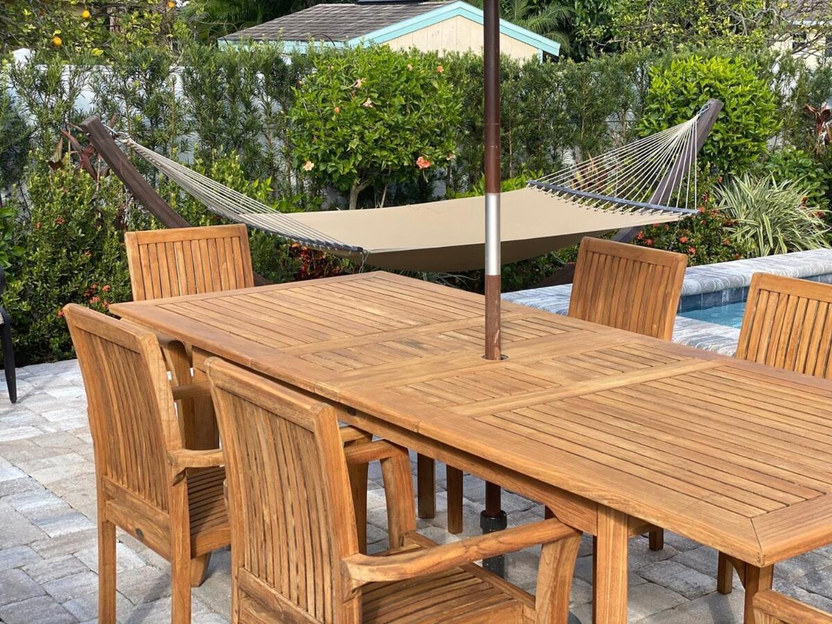 Luxury Abounds At Vanderbilt Pool & Holiday home *