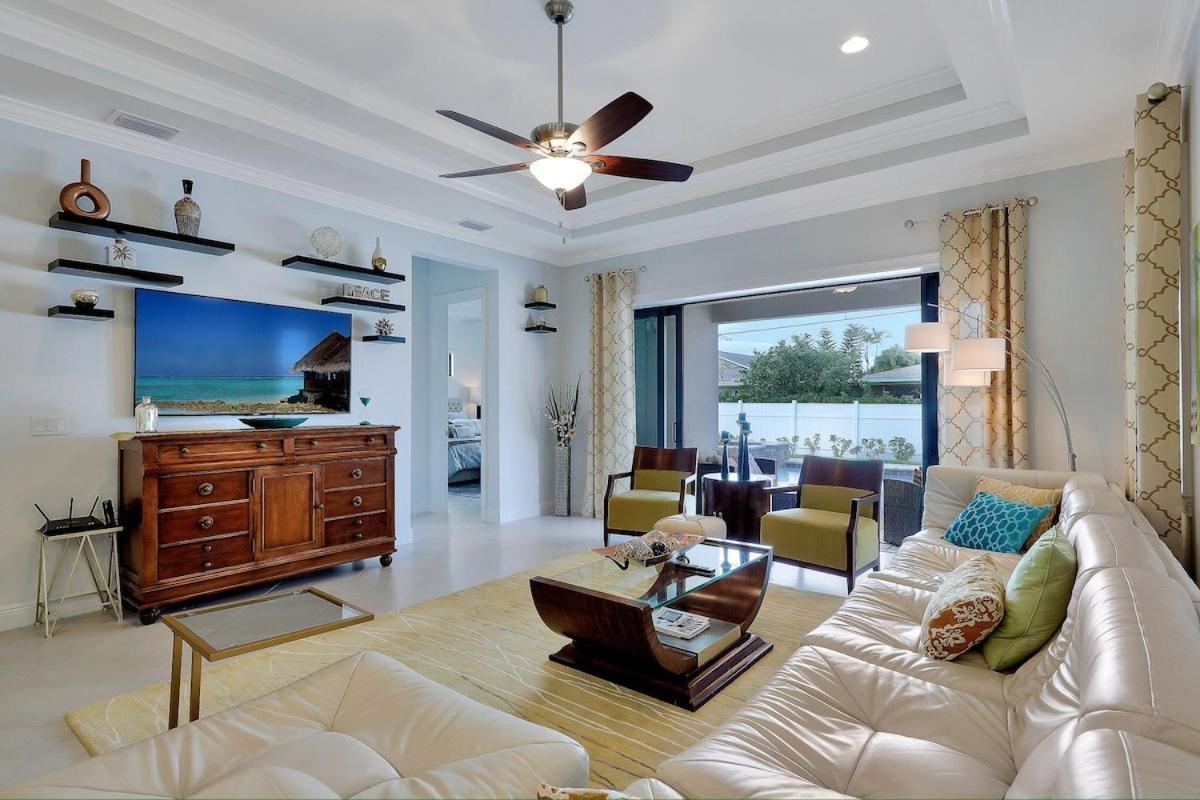 Luxury Abounds At Vanderbilt Pool &