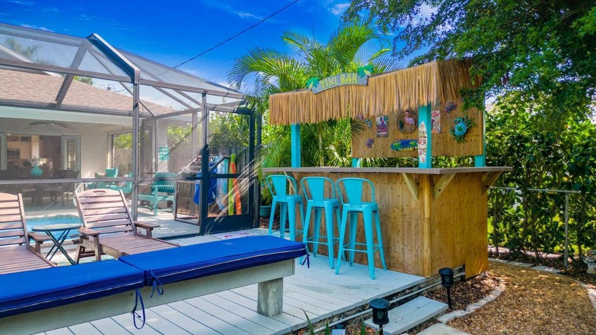 Beachy Haven 3 Bed 2bath Heated Pool Tiki Bar Sleep 6 Holiday home *